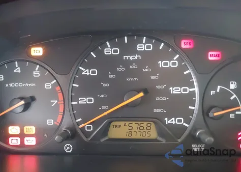 2002 Honda Odyssey Ex z USA, uszkodzony, nr VIN 5FNRL18622B036175